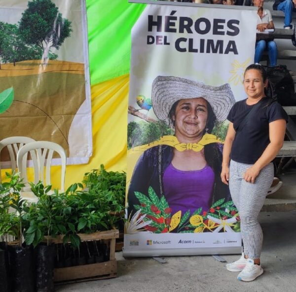 Asómbrate regaló mil árboles a La Sierra en su cumpleaños